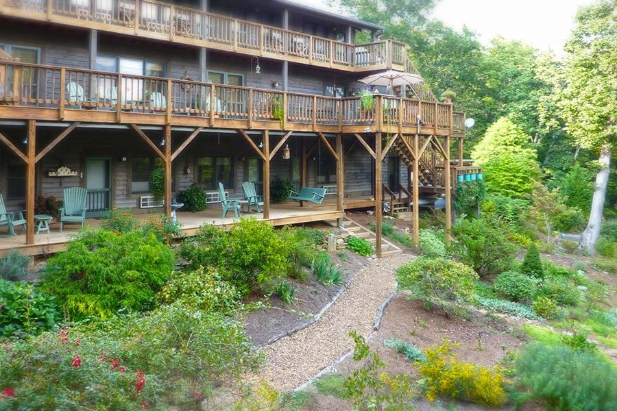 The back decks and gardens at Bent Creek Lodge